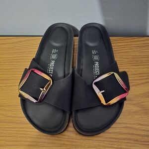 Project Cloud black slides rainbow buckle BRAND NEW! Size 7 comfy aesthetic